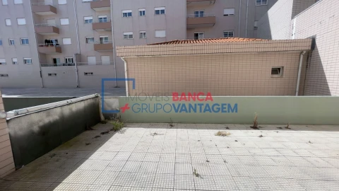 Apartamento T3 para Venda em O. Azeméis, Riba-Ul, Ul, Macinhata Seixa, Madail