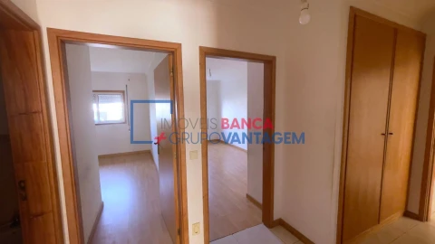 Apartamento T3 para Venda em O. Azeméis, Riba-Ul, Ul, Macinhata Seixa, Madail