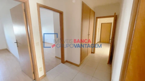 Apartamento T3 para Venda em O. Azeméis, Riba-Ul, Ul, Macinhata Seixa, Madail