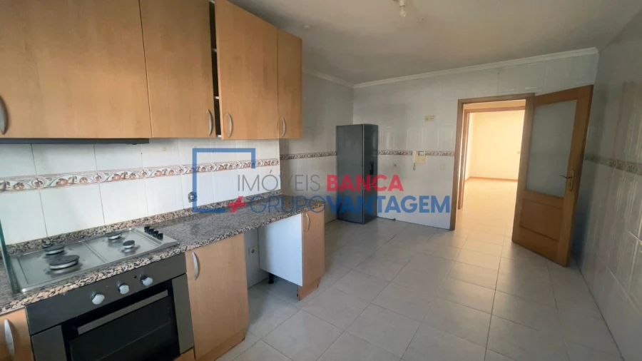 Apartamento T3 para Venda em O. Azeméis, Riba-Ul, Ul, Macinhata Seixa, Madail Foto 10