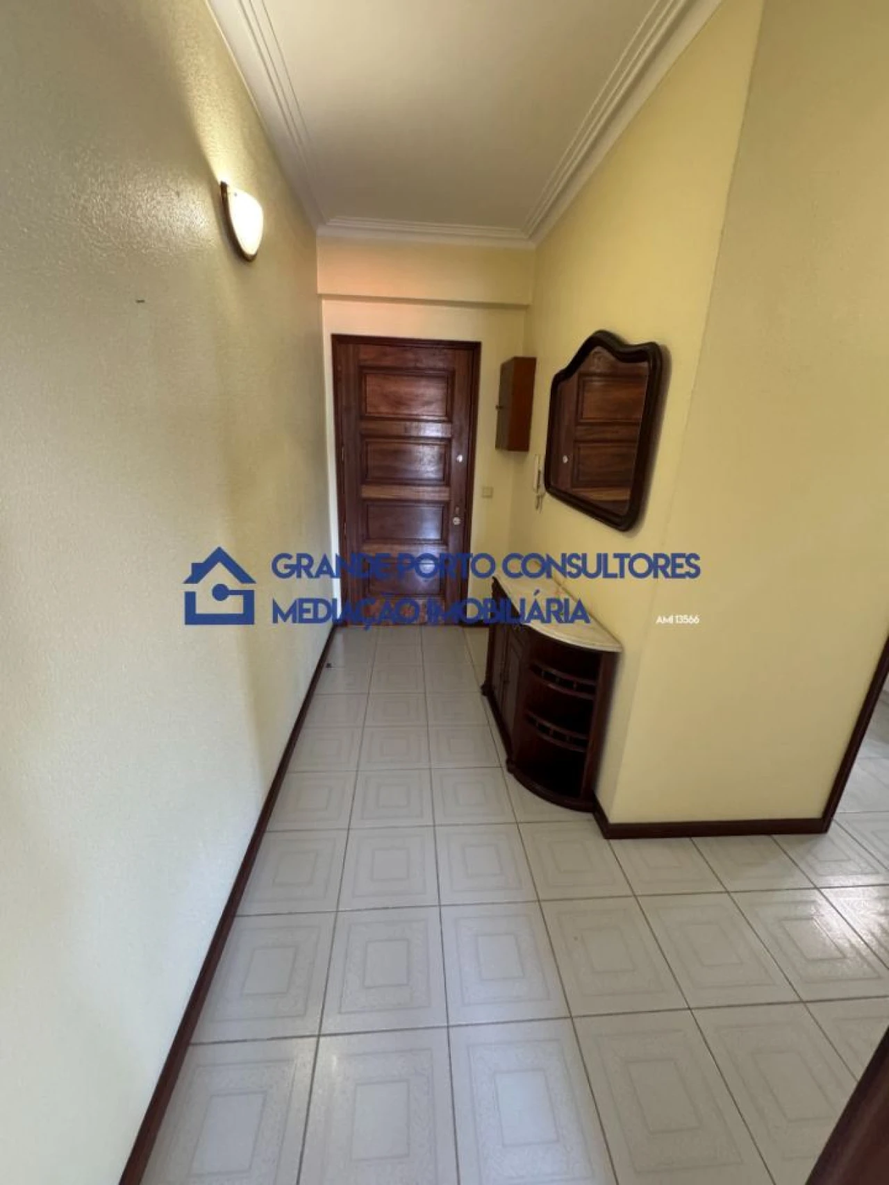 Apartamento T1 para Arrendamento em Castêlo da Maia Foto 4