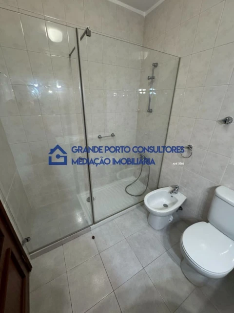 Apartamento T1 para Arrendamento em Castêlo da Maia