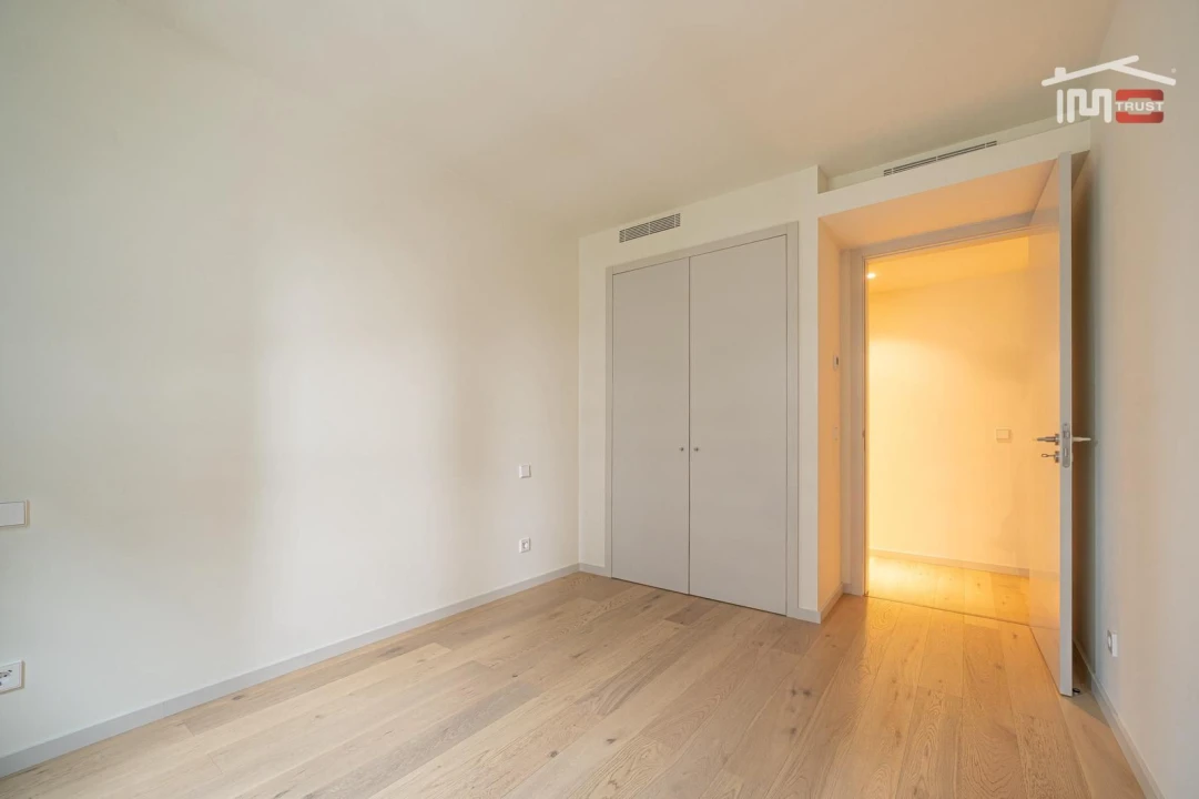 Apartamento T2 para Venda em Parque das Nações Foto 15