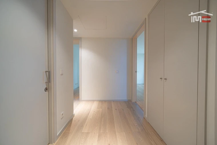 Apartamento T2 para Venda em Parque das Nações Foto 12