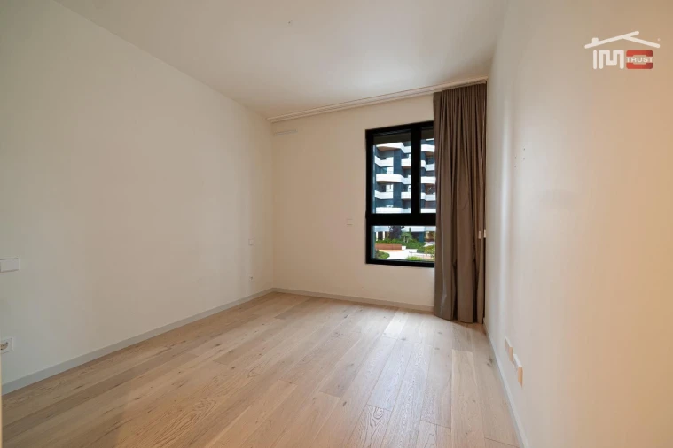 Apartamento T2 para Venda em Parque das Nações Foto 16