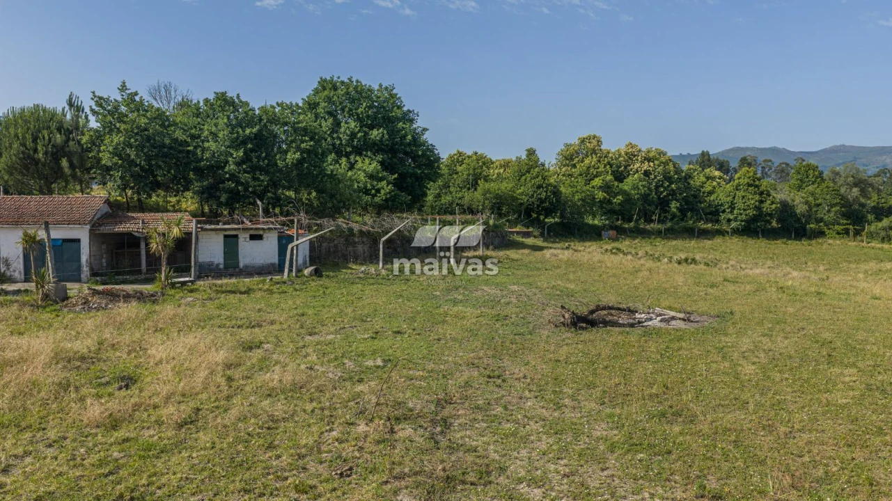 Moradia T3 para Venda em Pico de Regalados, Gondiães e Mós Foto 37