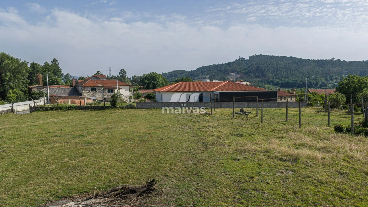 Moradia T3 para Venda em Pico de Regalados, Gondiães e Mós Foto 38