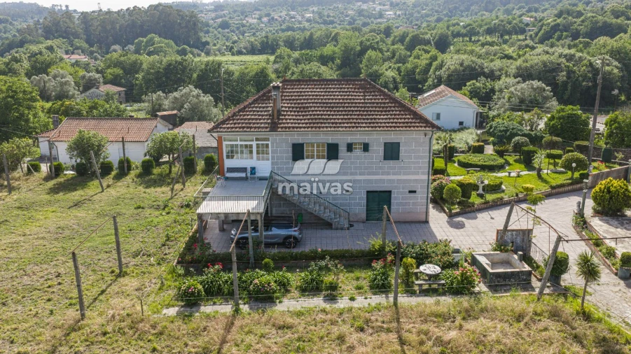 Moradia T3 para Venda em Pico de Regalados, Gondiães e Mós Foto 3
