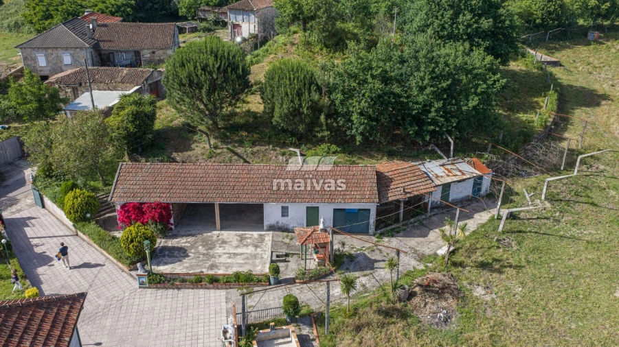 Moradia T3 para Venda em Pico de Regalados, Gondiães e Mós Foto 5
