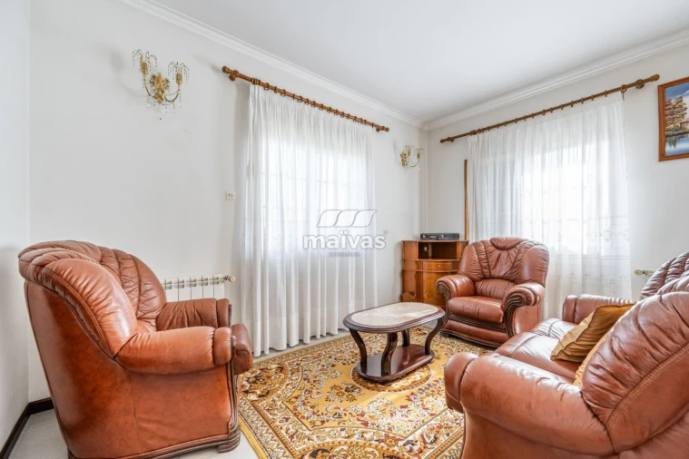 Moradia T3 para Venda em Pico de Regalados, Gondiães e Mós Foto 8