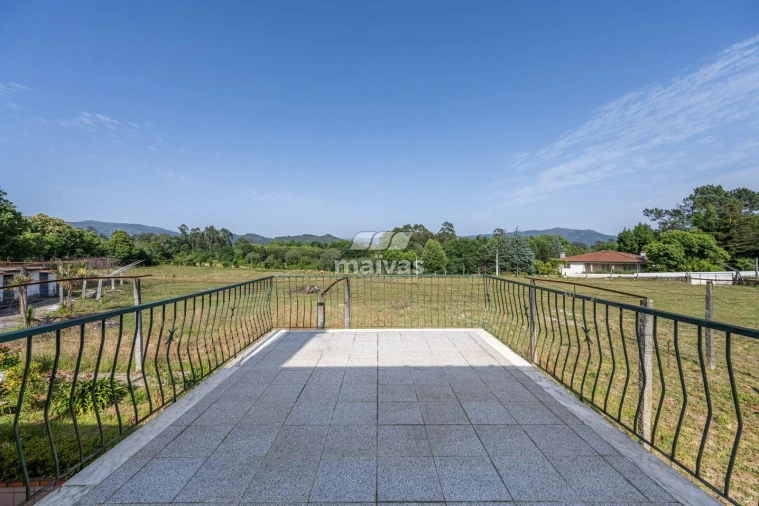Moradia T3 para Venda em Pico de Regalados, Gondiães e Mós Foto 18