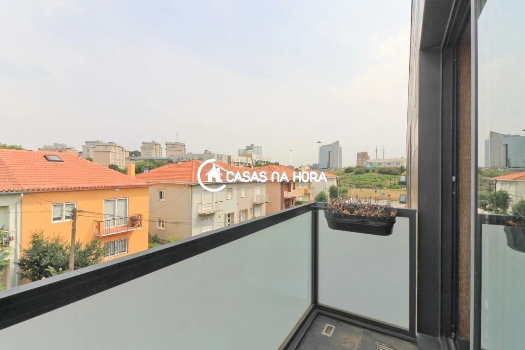 Apartamento T2 para Arrendamento em Paranhos Foto 5