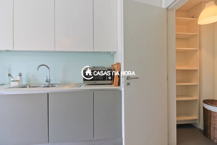 Apartamento T2 para Arrendamento em Paranhos Foto 13