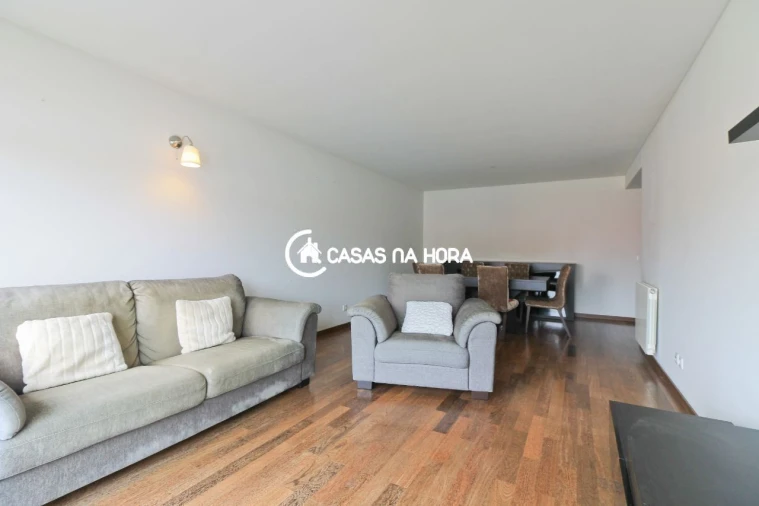 Apartamento T2 para Arrendamento em Paranhos Foto 21