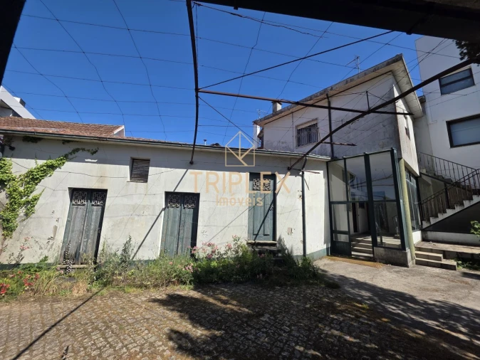 Moradia T4 para Venda em Bougado (São Martinho e Santiago) Foto 17