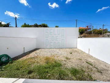 Moradia T4 para Venda em Ribeirão