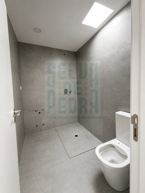 Moradia T4 para Venda em Ribeirão