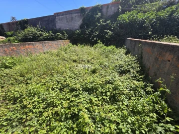 Moradia T4 para Venda em Eixo e Eirol