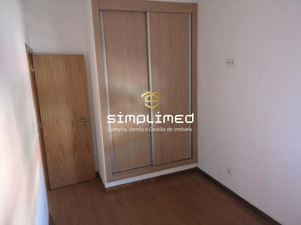 Apartamento T1 para Venda em Barreiro e Lavradio Foto 6