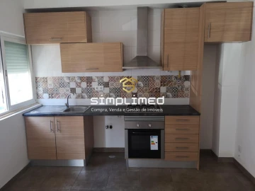 Apartamento T1 para Venda em Barreiro e Lavradio