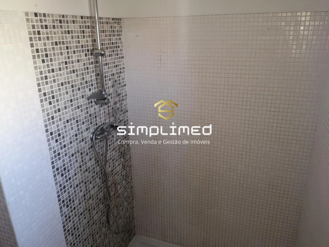 Apartamento T1 para Venda em Barreiro e Lavradio Foto 14