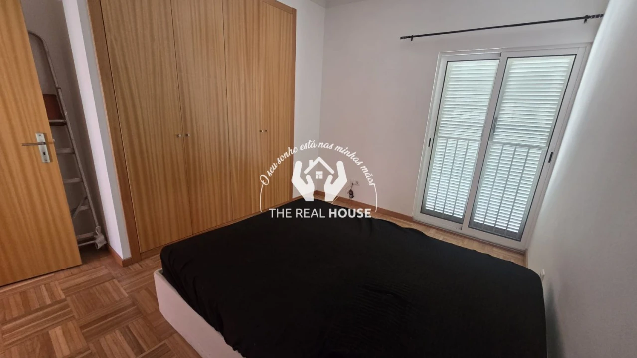 Apartamento T2 para Venda em Caniço Foto 14