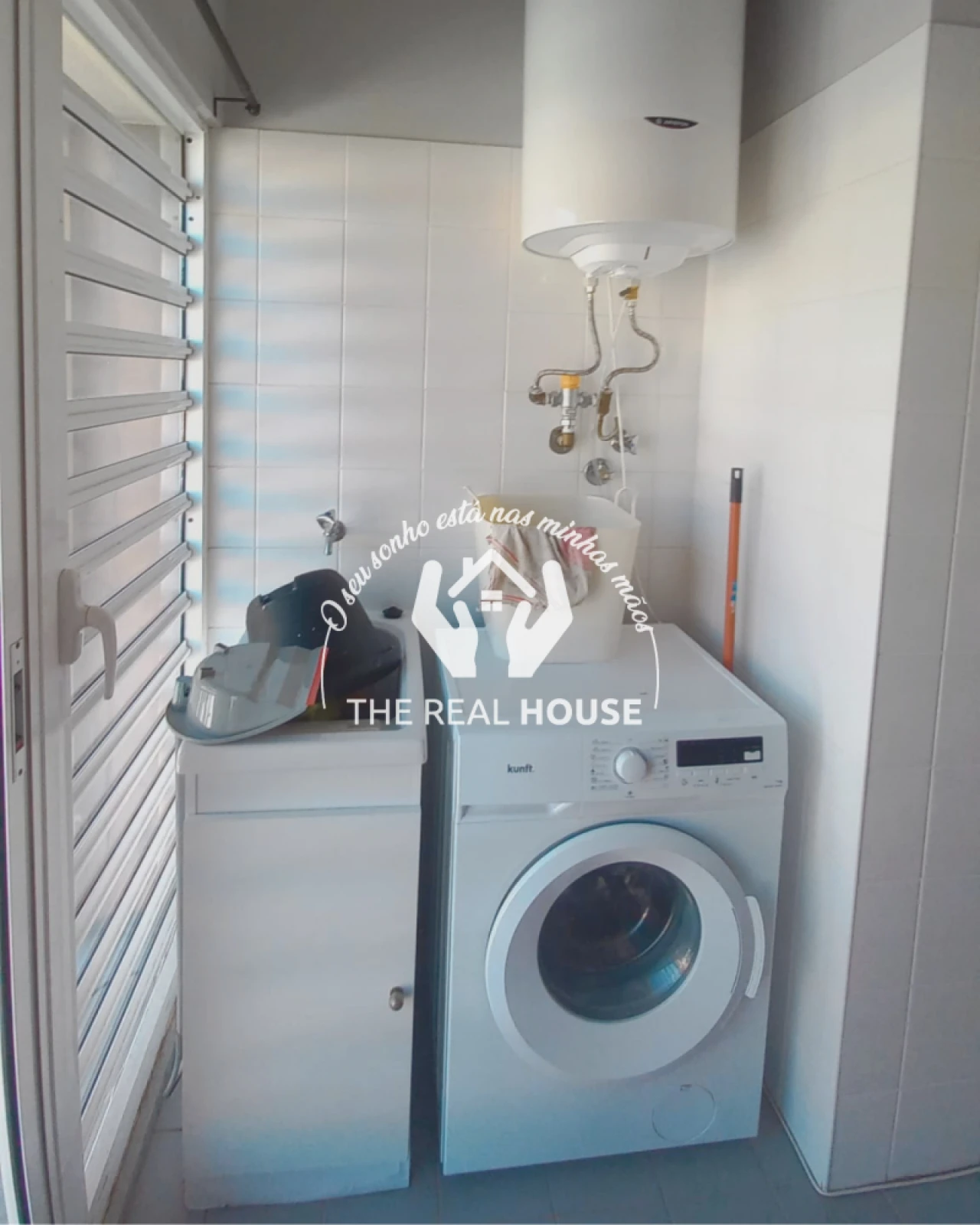 Apartamento T2 para Venda em Caniço Foto 5