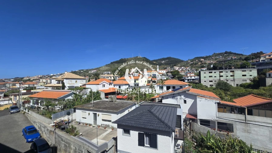Apartamento T2 para Venda em Caniço Foto 24