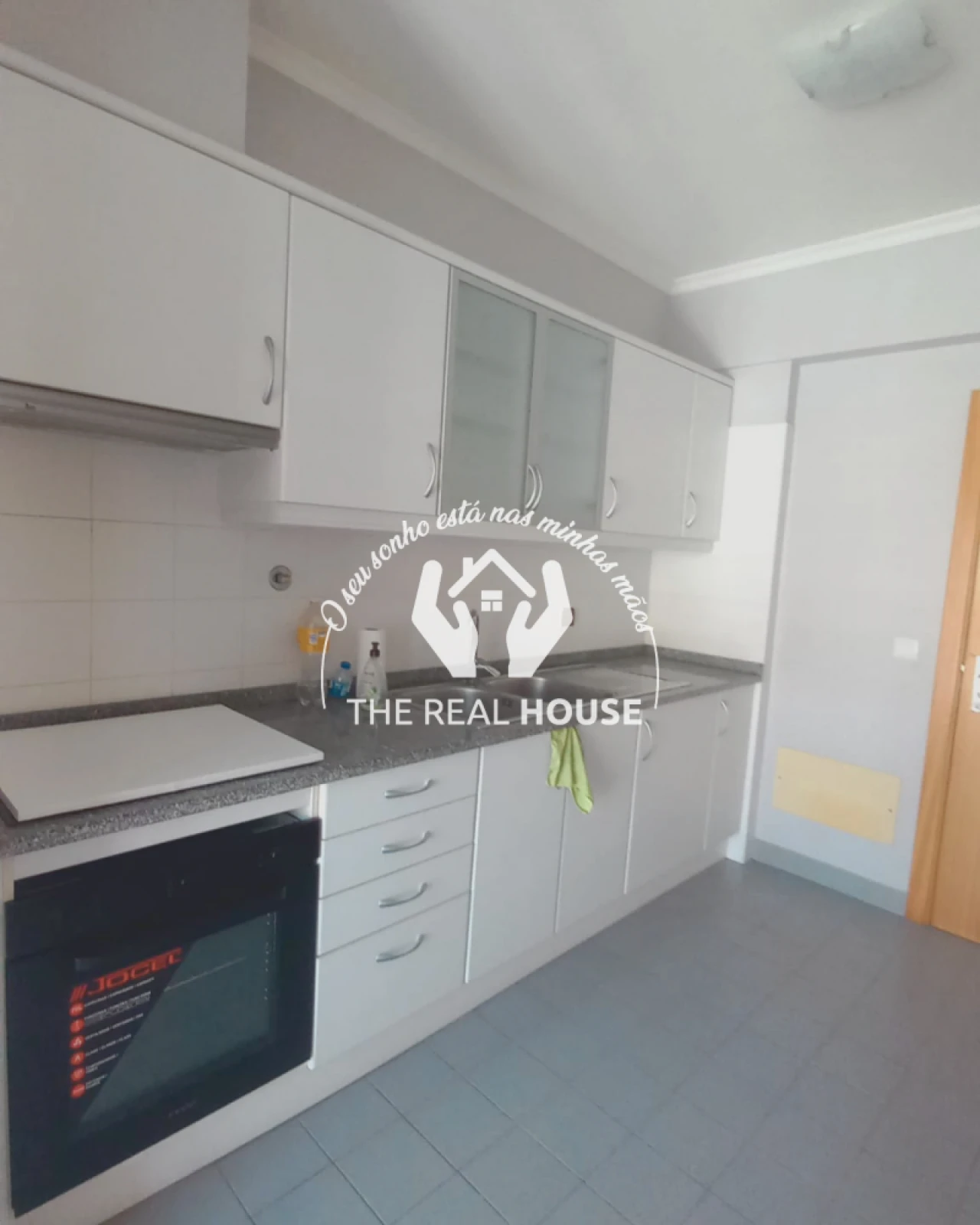 Apartamento T2 para Venda em Caniço Foto 3