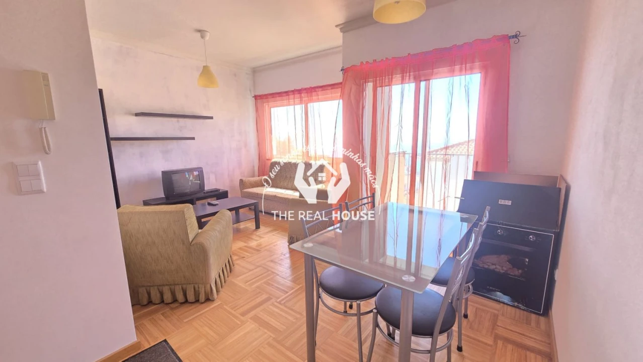 Apartamento T2 para Venda em Caniço Foto 4