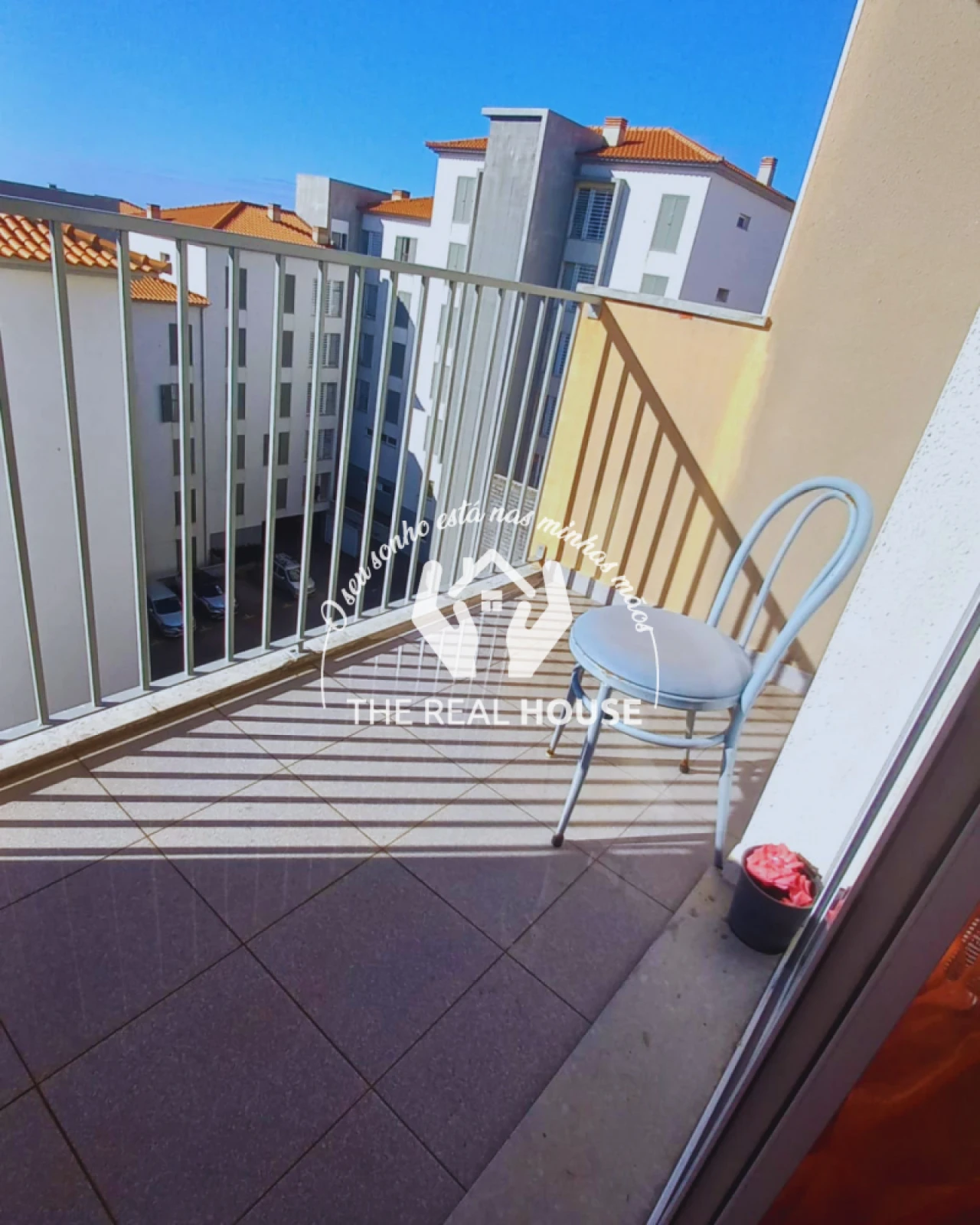 Apartamento T2 para Venda em Caniço Foto 10