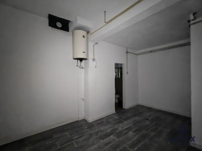 Loja para Venda em Sacavém e Prior Velho Foto 3