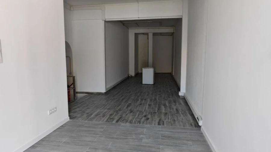 Loja para Venda em Sacavém e Prior Velho