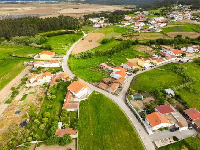 Moradia T3 para Venda em Lavos Foto 23