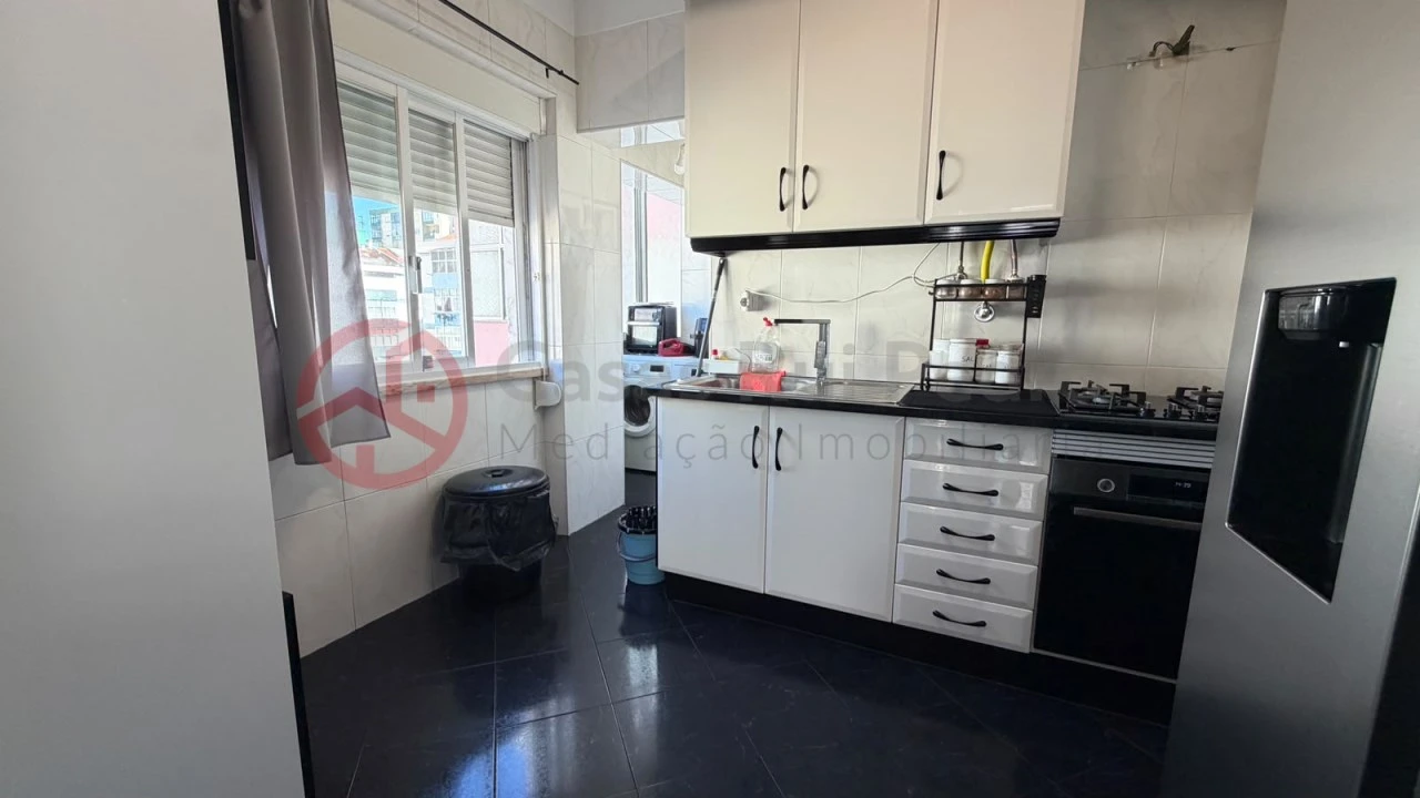 Apartamento T2 para Venda em Amora Foto 43