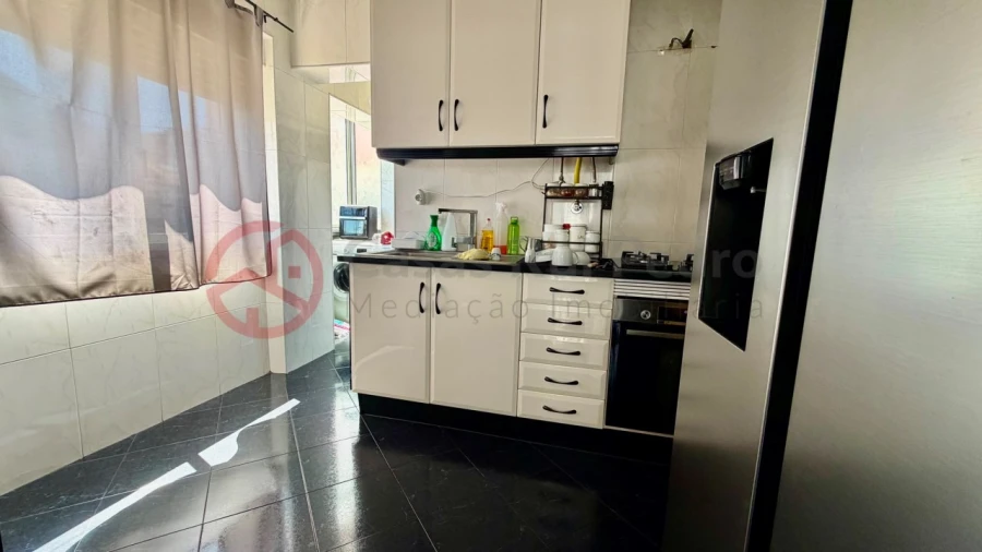 Apartamento T2 para Venda em Amora Foto 15