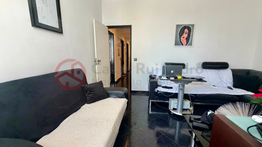 Apartamento T2 para Venda em Amora Foto 24
