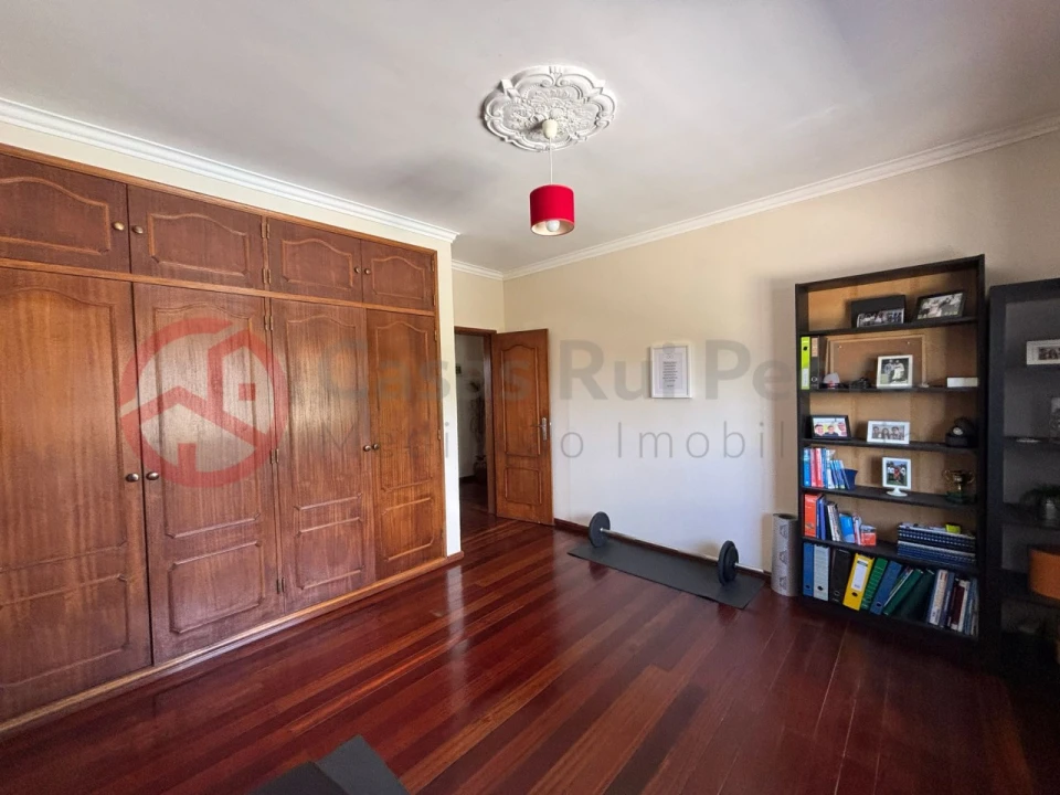 Moradia T4 para Venda em Quinta do Conde Foto 18