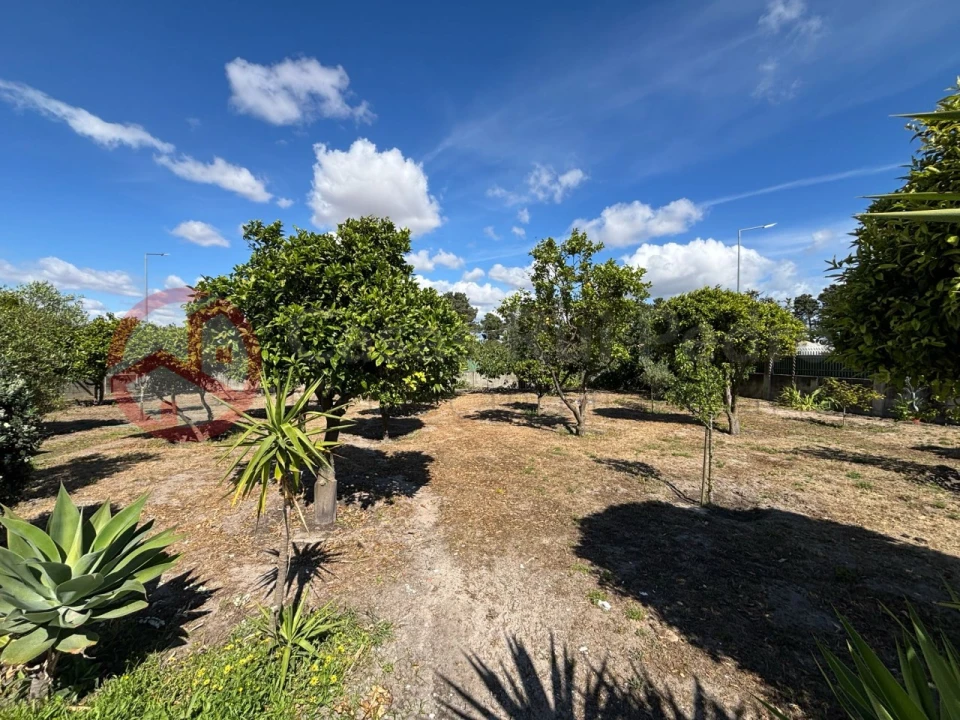 Moradia T4 para Venda em Quinta do Conde Foto 32