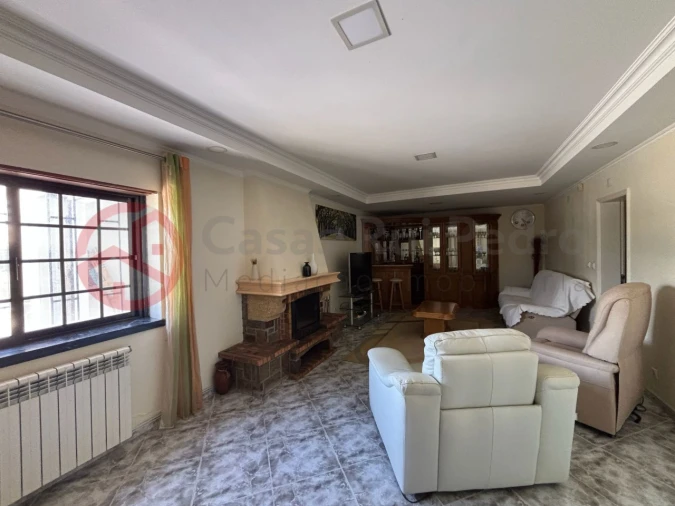 Moradia T4 para Venda em Quinta do Conde Foto 9