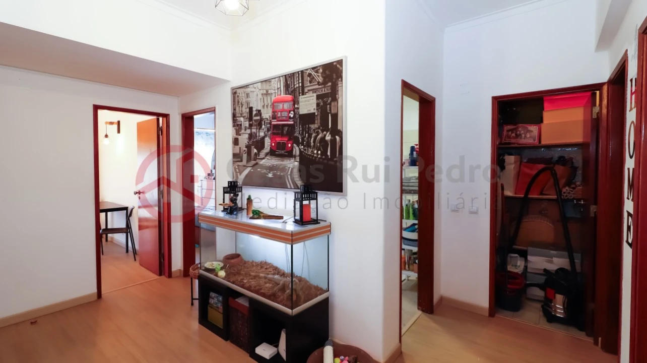 Apartamento T3 para Venda em Corroios Foto 6