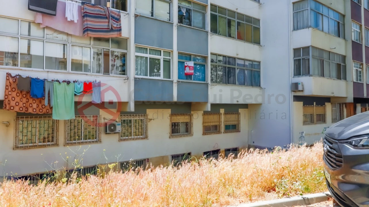 Apartamento T3 para Venda em Corroios Foto 22