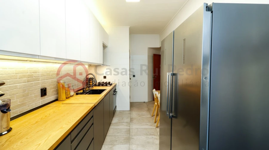 Apartamento T3 para Venda em Corroios Foto 9