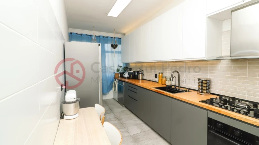 Apartamento T3 para Venda em Corroios Foto 10
