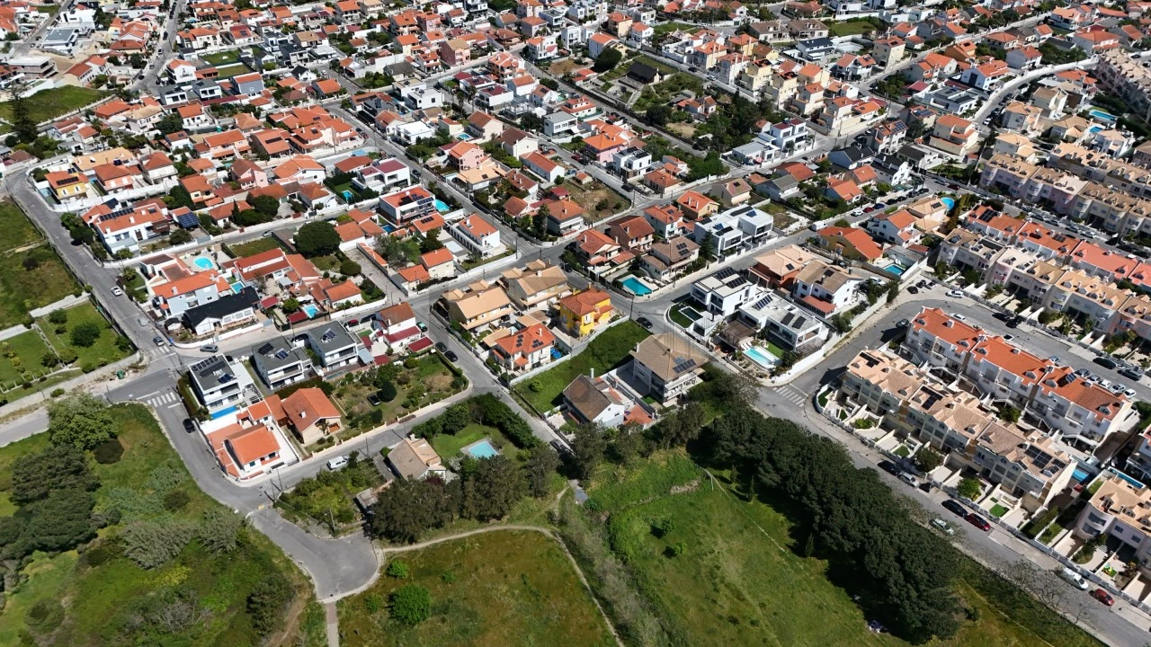 Moradia T3 para Venda em Charneca de Caparica e Sobreda Foto 18