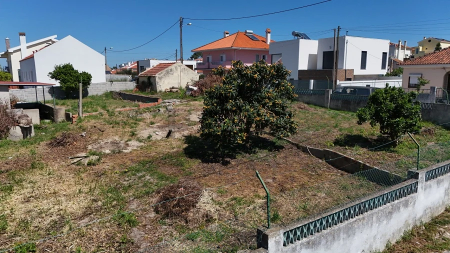 Moradia T3 para Venda em Charneca de Caparica e Sobreda Foto 16