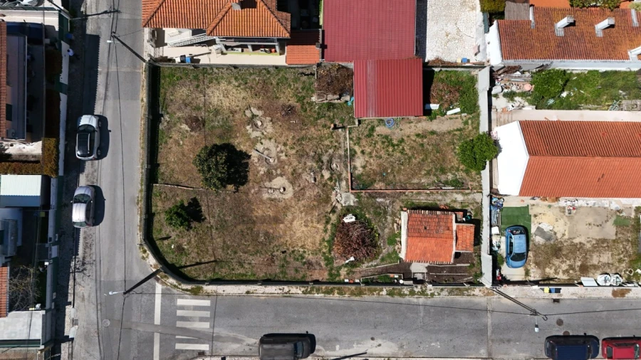 Moradia T3 para Venda em Charneca de Caparica e Sobreda Foto 28