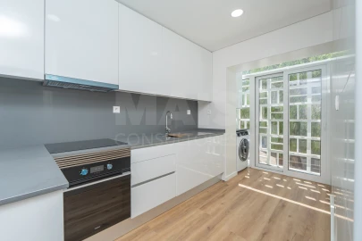 Apartamento T2 para Venda em Alverca do Ribatejo e Sobralinho