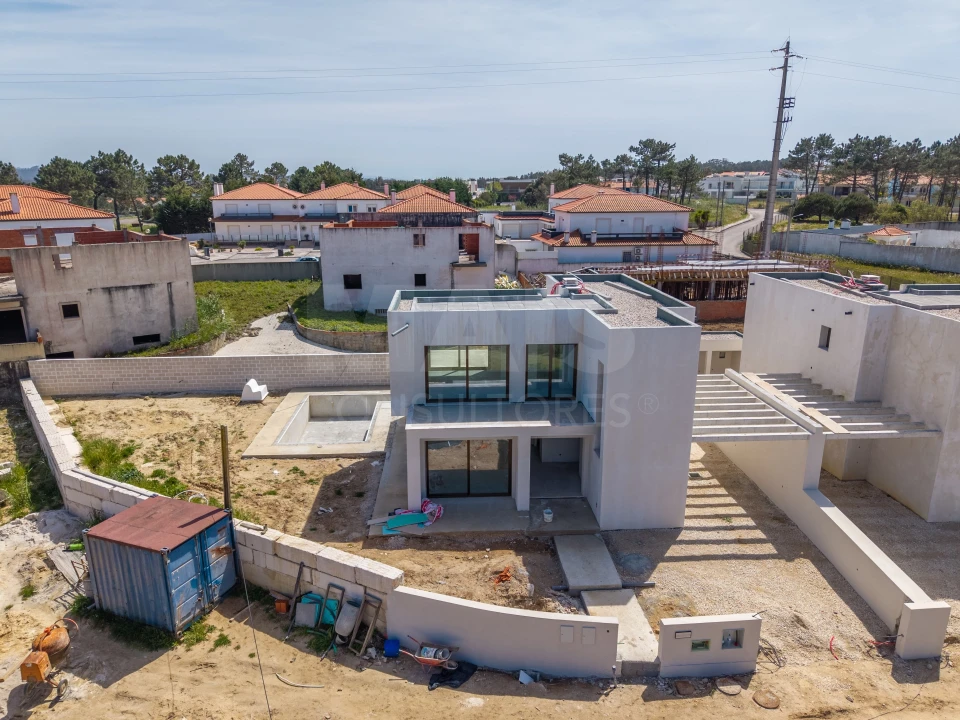 Moradia T3 para Venda em Tornada e Salir do Porto Foto 2