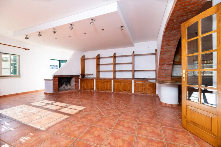 Moradia T5 para Venda em Salvaterra de Magos e Foros de Salvaterra Foto 2